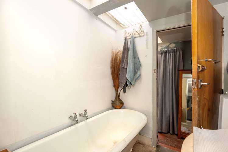 4 Hinekura Road Tolaga Bay_16