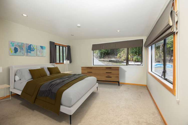 1111 Huia Road Huia_8