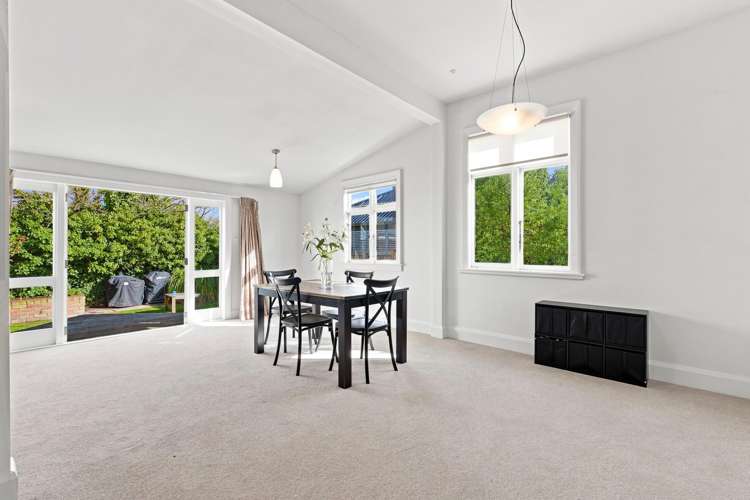 124 Edward Avenue Edgeware_16
