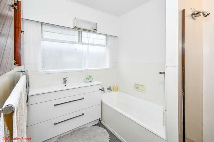 2/8 Charles Street Papatoetoe_11