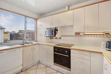 2/725 Main North Road_3