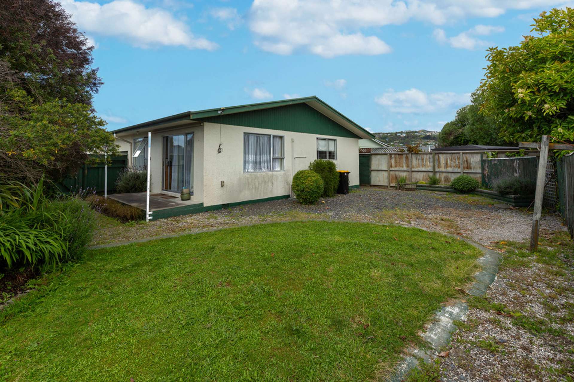 2/127 Parkers Road Tahunanui_0