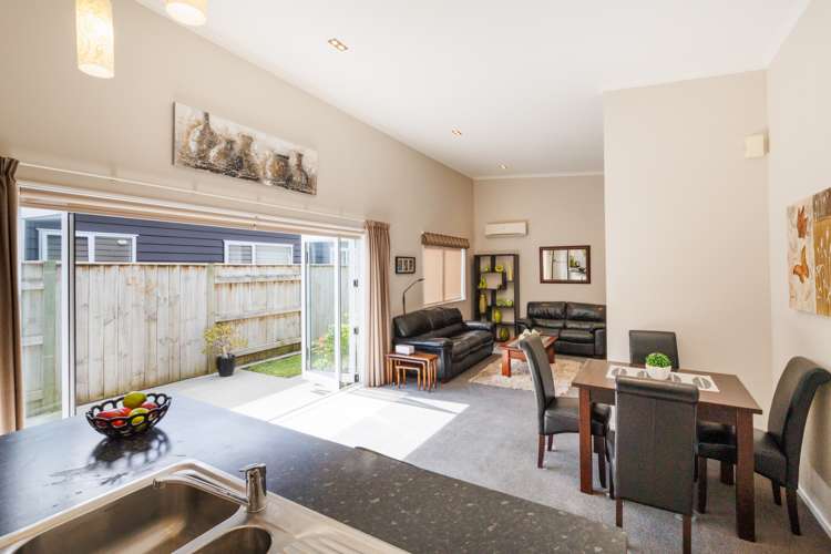 10 Galea Grove Kelvin Grove_7