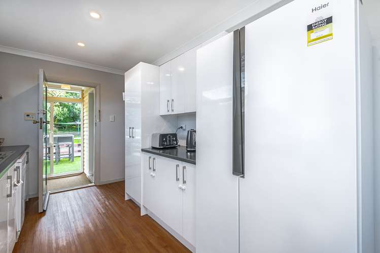 45 Victory Crescent Tawa_6