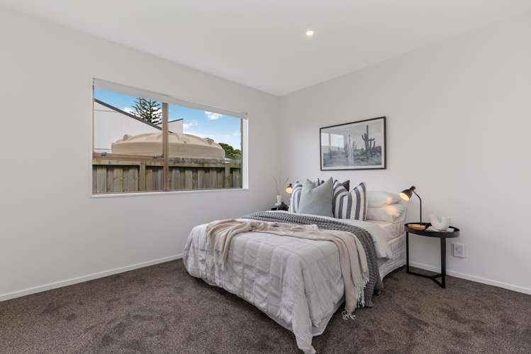 2/3 Centreway Road Orewa_12