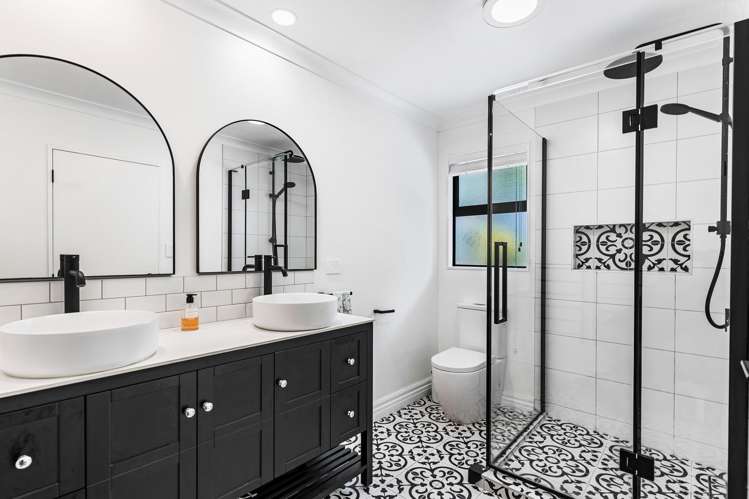 2 Rakau Views Orewa_11