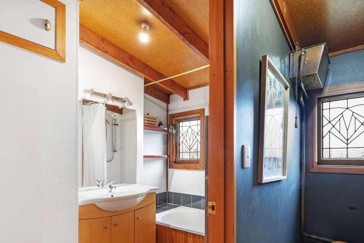 9 Goldie Lane Albert Town_10