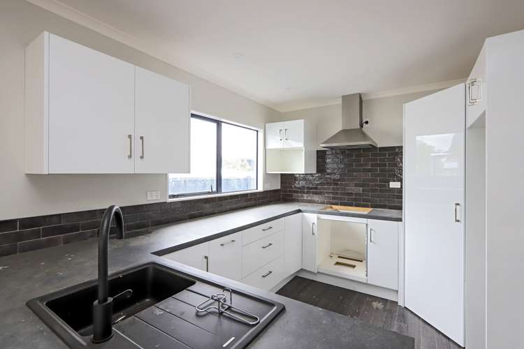 5 Arklow Place Flaxmere_12