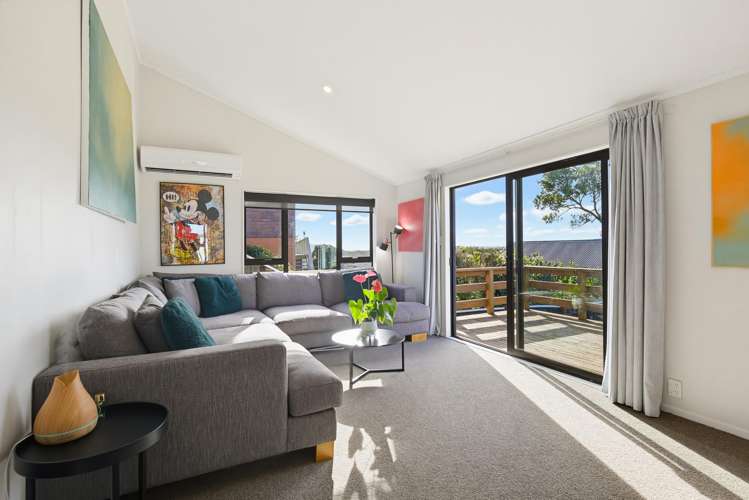 10 Peter Button Place_3