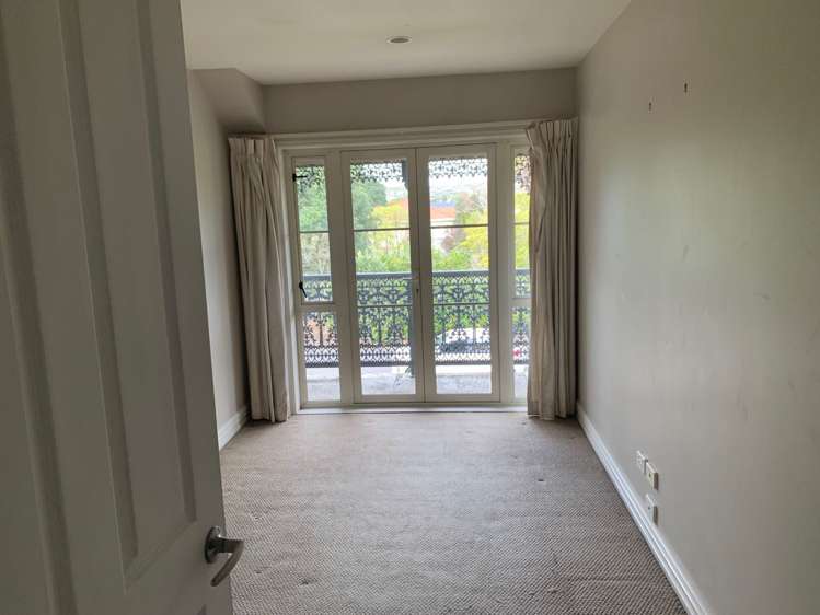 6 Leneford Drive East Tamaki_4