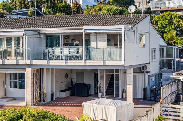 2/12 Browns Bay Road Rothesay Bay_18