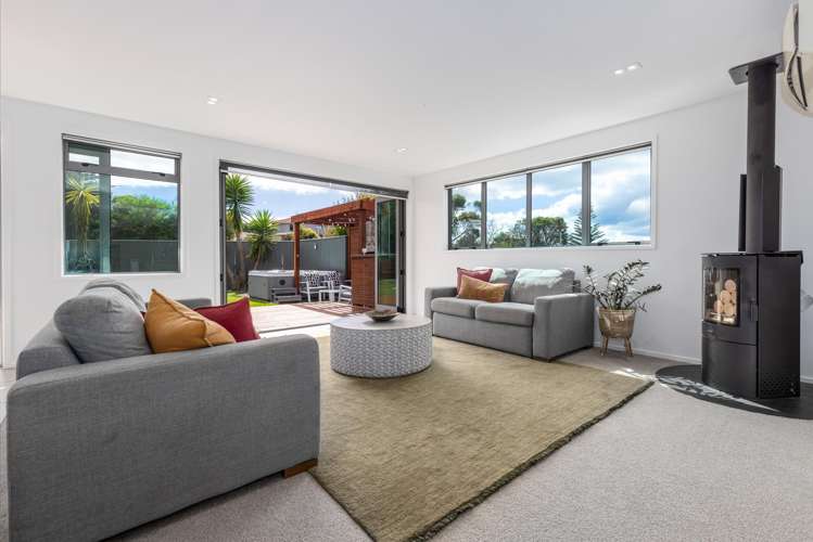 8 Tiromoana Road Raumati South_8