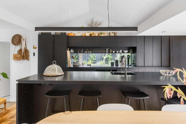 12 Ridge Road Oneroa_7