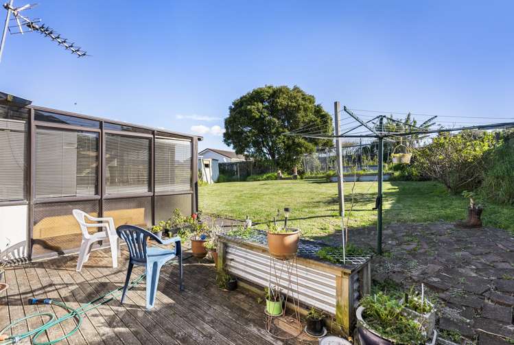 19 Taniwha Street Wai O Taiki Bay_16