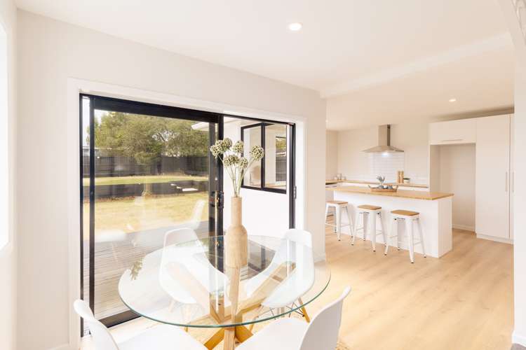 35 Cuffs Road Wainoni_6