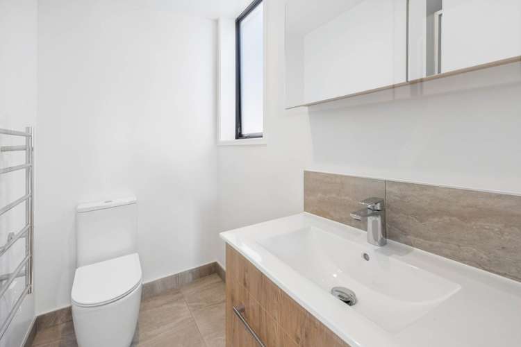 4/14 Treasure Lane Te Atatu South_2