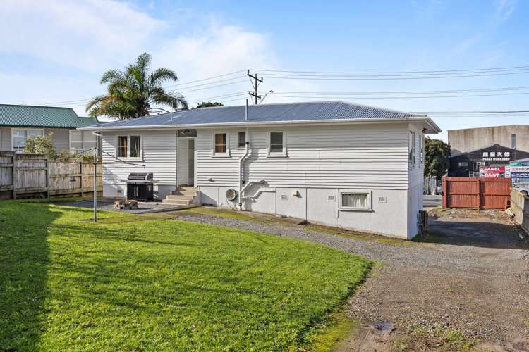 210 Archers Road Glenfield_11