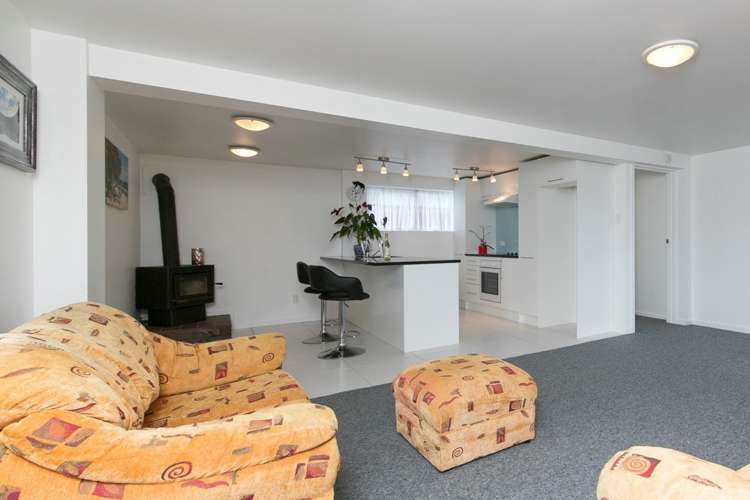 108 Captain Scott Road Glen Eden_13