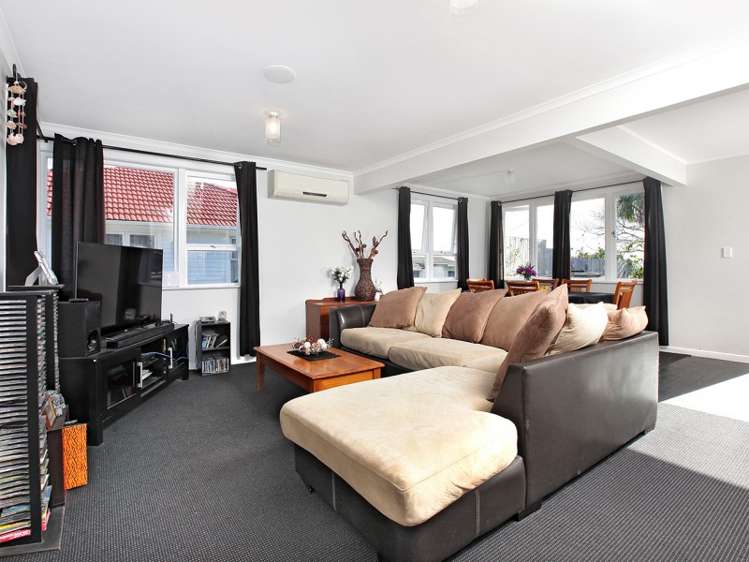 10 Royal View Road Te Atatu South_7