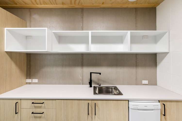 351 New North Road Kingsland_8
