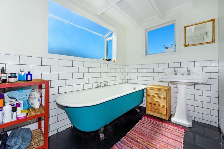 437 Ferry Road Woolston_17