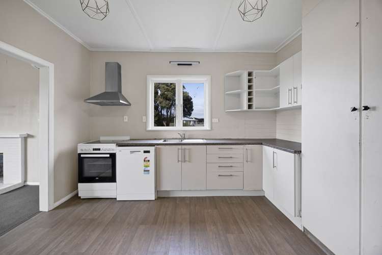 20 Riemenschneider Street Manaia_6