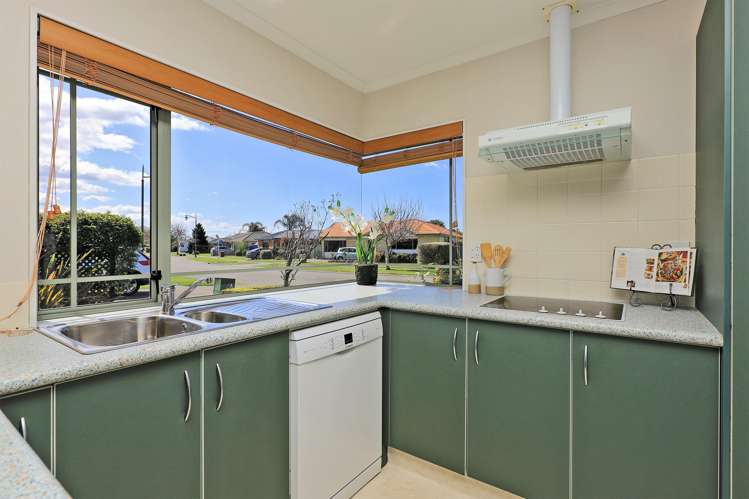 2 Addington Place Taradale_8