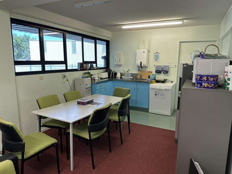 19 Constance Street Waiwhakaiho_22