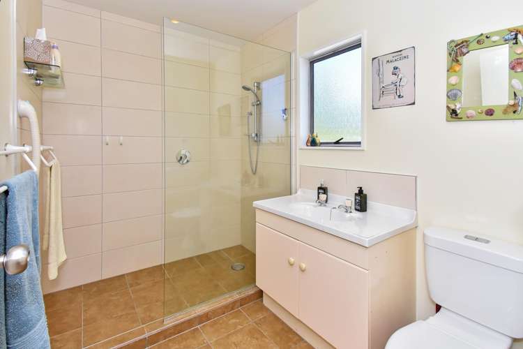 24 Bertram Road Kawakawa Bay_8