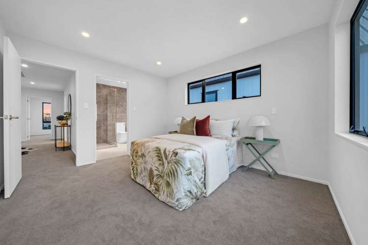 4 Murray Grey Lane Karaka_12