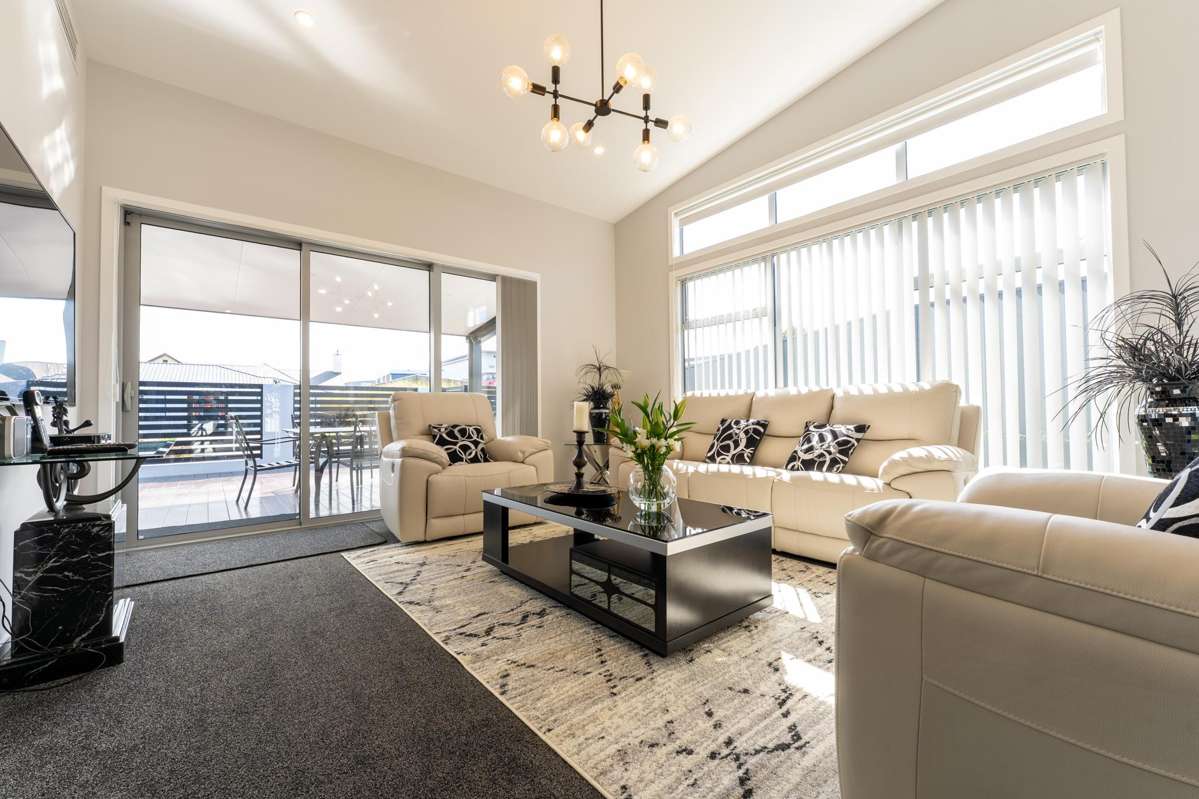 28 Meadowstone Street_1