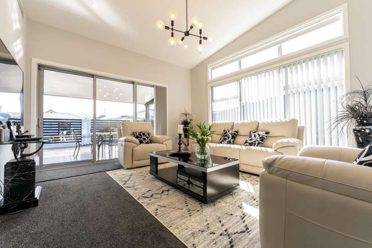 28 Meadowstone Street Gleniti_5