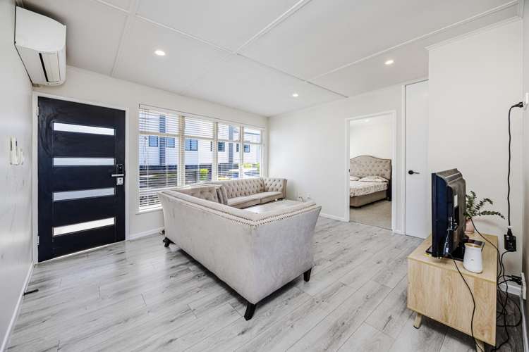 2/113 Maich Road Manurewa_6
