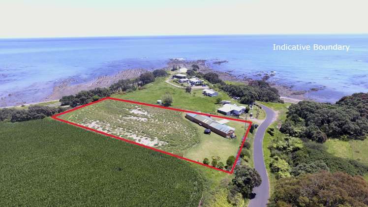 26 Tawaroa Road Waihau Bay_1