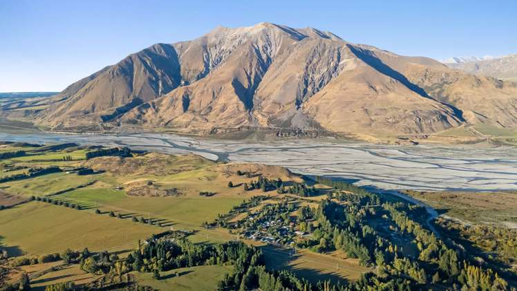 5 Ryton Place Lake Coleridge_32