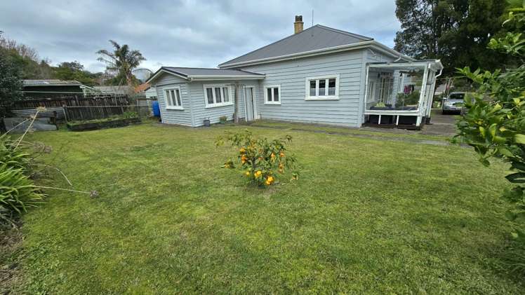 8 Wood Street Paeroa_26