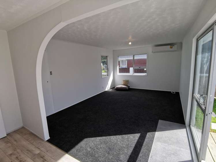 18 LEAVER PLACE Weymouth_5