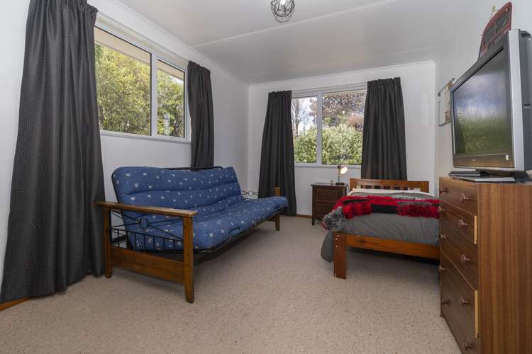 282 Seaview Road Stoke_23