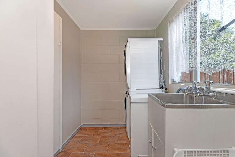 2/10 Queens Road Elgin_13