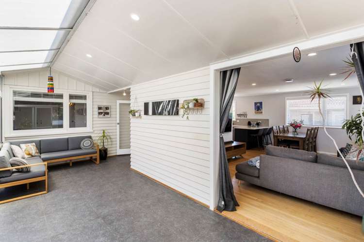 21 Falkirk Street Blockhouse Bay_9