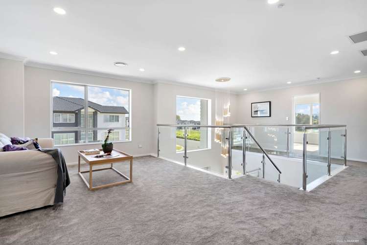 29 Horsefields Drive Flat Bush_11