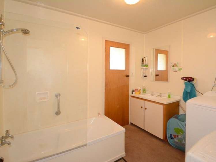 196e Bay View Road South Dunedin_16