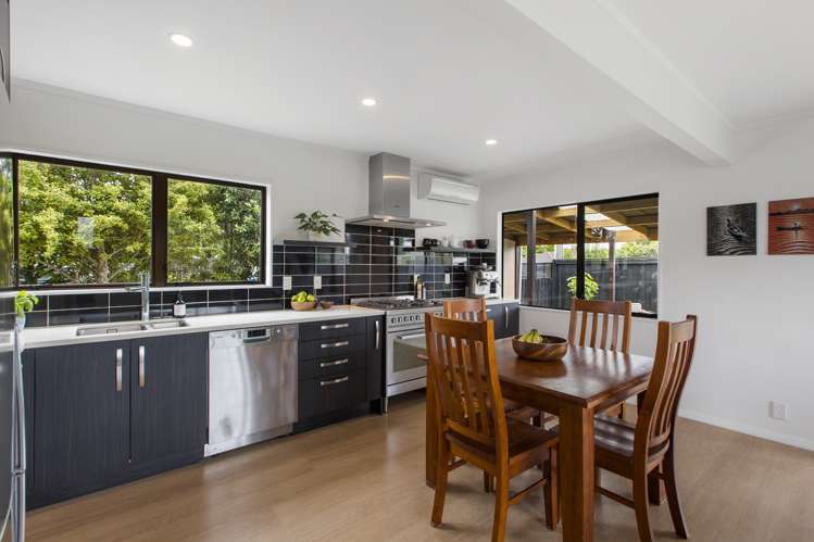 1/105 Lancaster Road Beach Haven_6