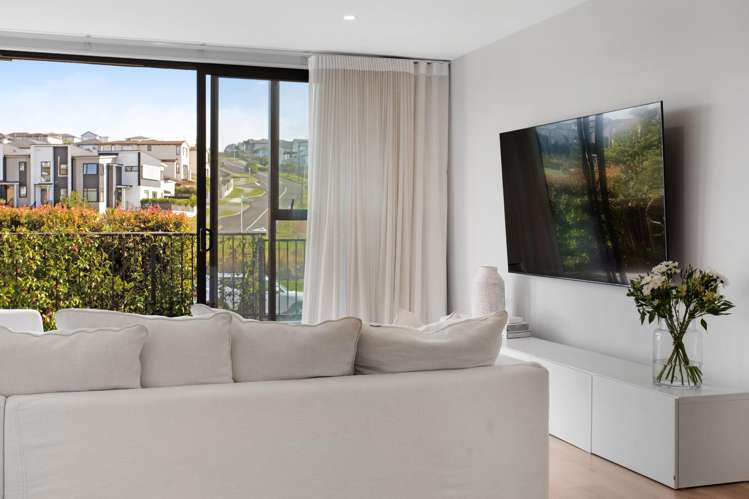 55 Bonair Crescent Millwater_3