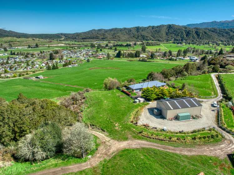 22 Butts Road Reefton_9