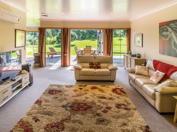 51 Coroglen Rise Pukerua Bay_11