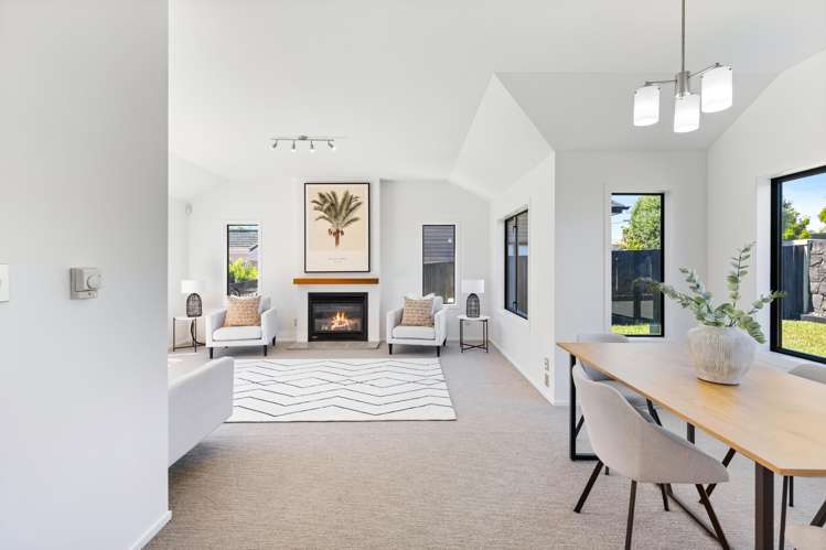 36 Wainui Avenue Point Chevalier_14