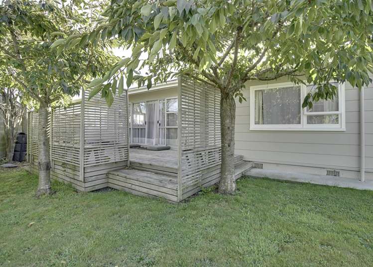 5 Cobham Crescent Stoke_1