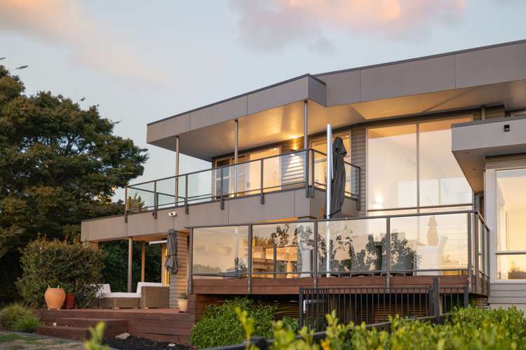 809 River Road Chartwell_5