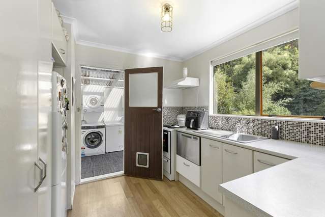 5b Taunton Way Pinehaven_4